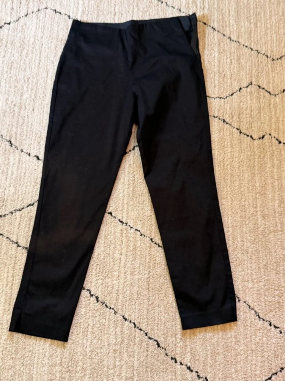 Bundle - 2 pairs Women's Old Navy Black and blue - side zip ankle pants size 6